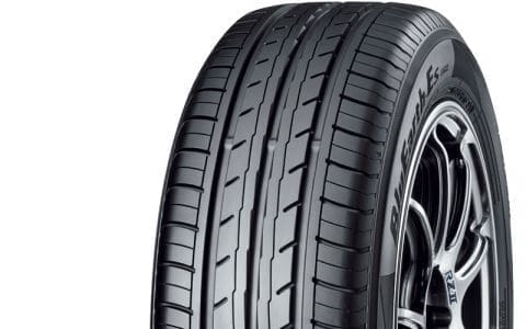 YOKOHAMA BLUEARTH ES32 165/65 R14 79T
