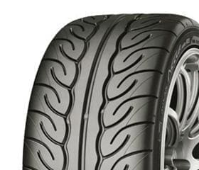 YOKOHAMA AD08RS (SEMI-SLICK) 225/35 R19 88W XL